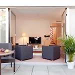 Stadthotel מלון מונסטר