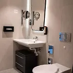 Stadthotel מלון