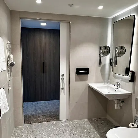 Stadthotel Hotel 3*