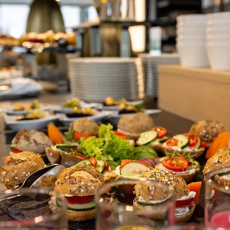 Stadthotel 3* מונסטר