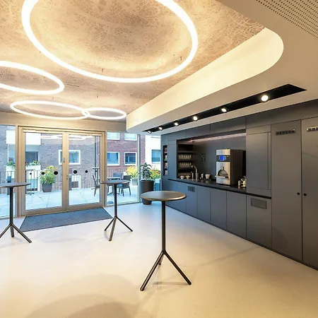 Stadthotel Hotel 3*