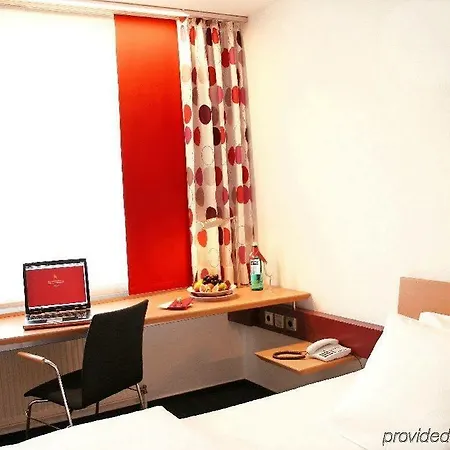 Stadthotel Hotel 3*